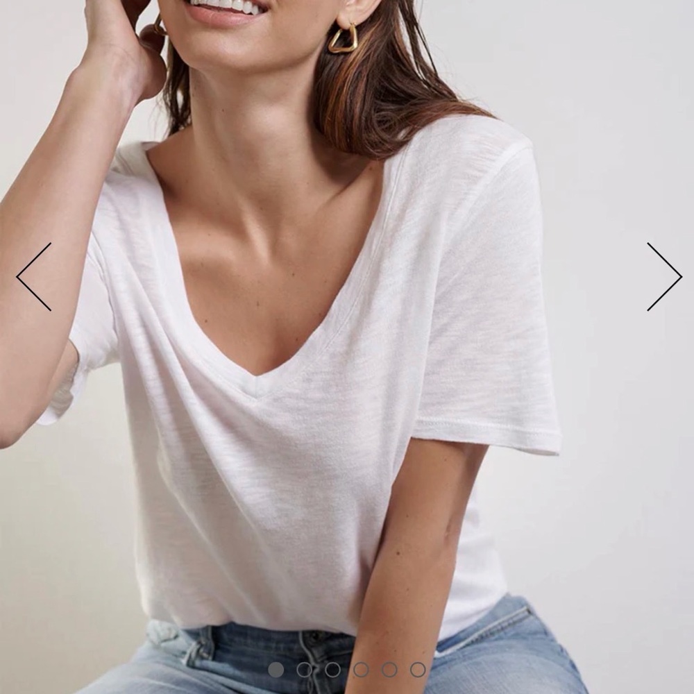 Splendid White Everly Slub V-Neck Tee Medium – New with Tags